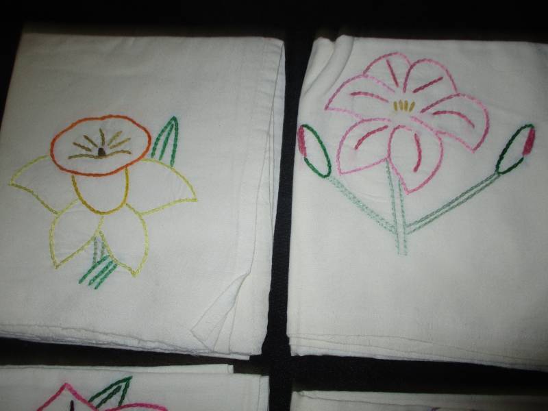 lot 172 image: Set of 7 Flour Sack Towles unused