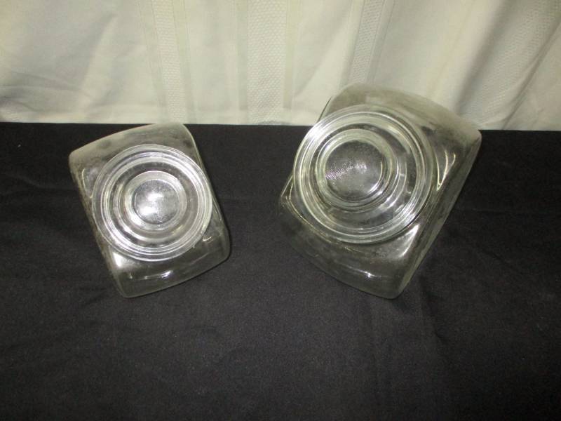 lot 179 image: Canisters Cookie Jars with covers