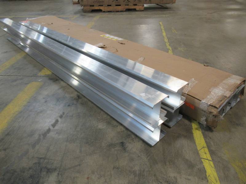 lot 356 image: Freedom Metal Aluminum Fence Post Insert 73012353. Mixed lengths 4 at 106 2 at 94 and 2 at 82