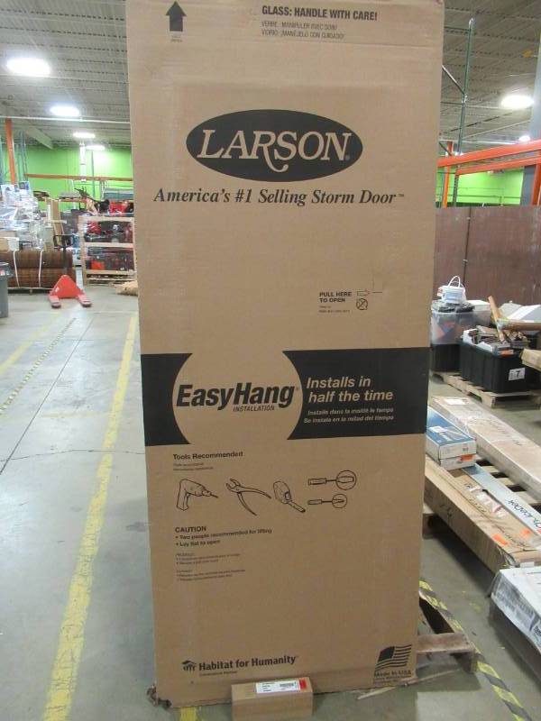 lot 368 image: LARSON Tradewinds Pet Door Brown Full-View Aluminum Storm Door (Actual 31.75-in x 79.75-in) 1467904117S