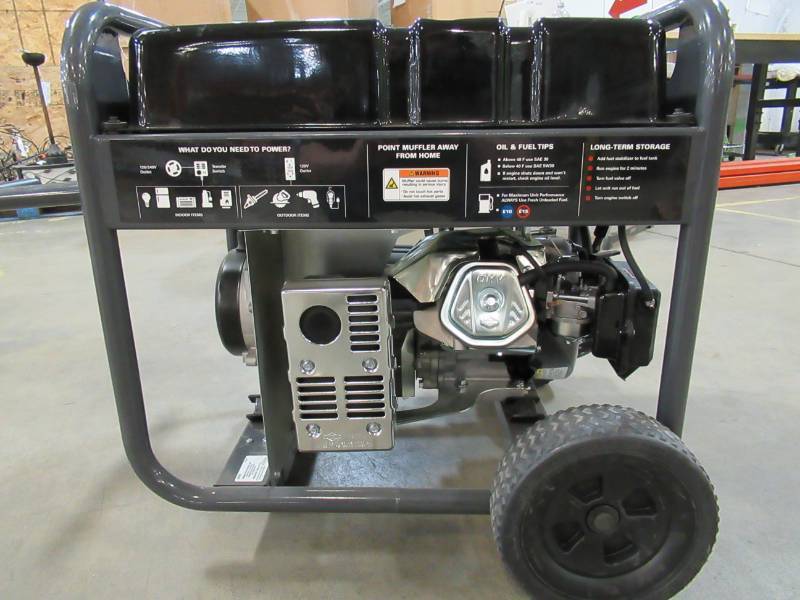 Briggs & Stratton 6,250-Watt Storm Responder Gasoline Powered Portable ...