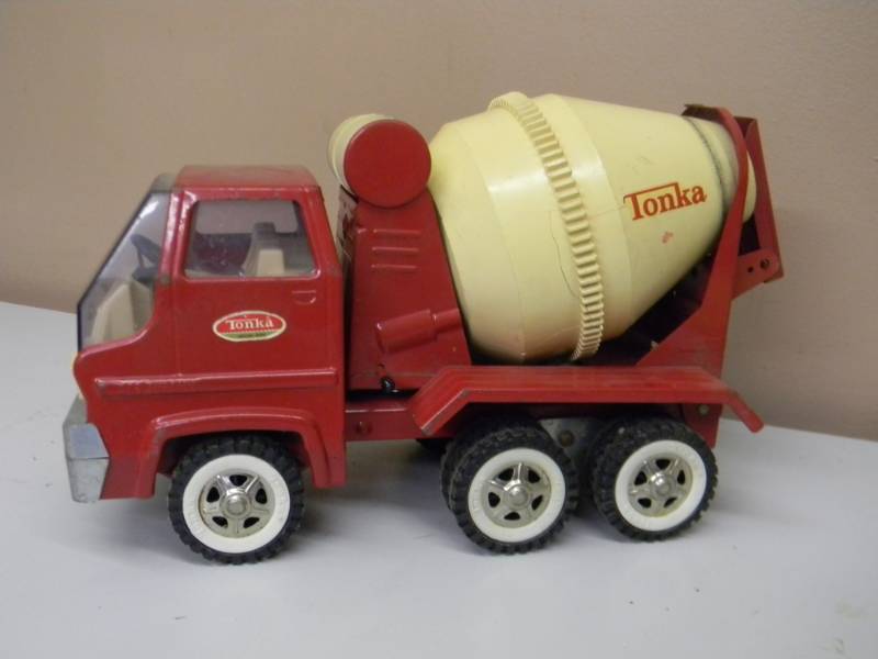 tonka steel cement mixer vehicle