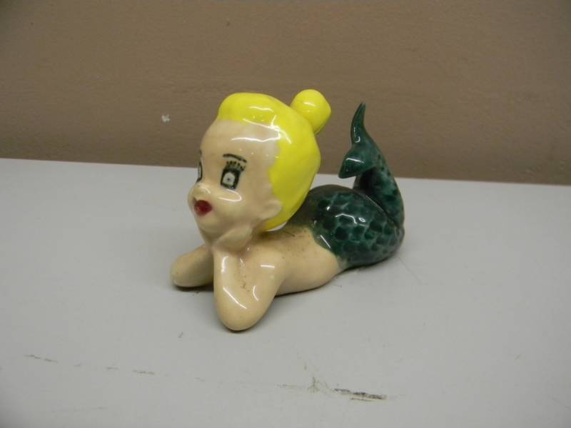lot 34 image: ANTIQUE LITTLE MERMAID CERAMIC FIGURE - NICE CONDITION FOR ITS AGE - SEE PICTURES