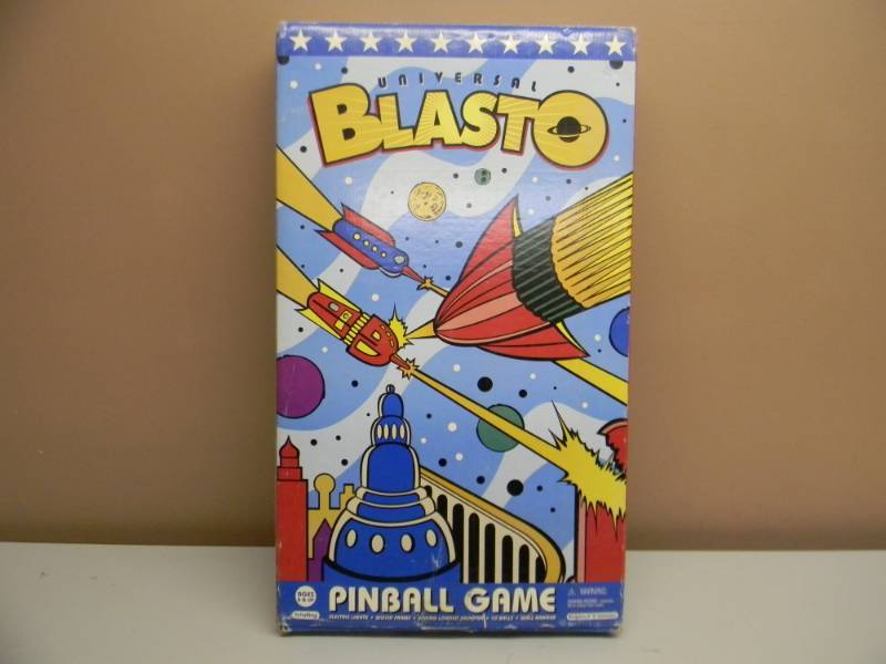 lot 46 image: VINTAGE UNIVERSAL BLASTO PINBALL GAME - STILL IN BOX - VERY COOL PIECE - SEE PICTURES
