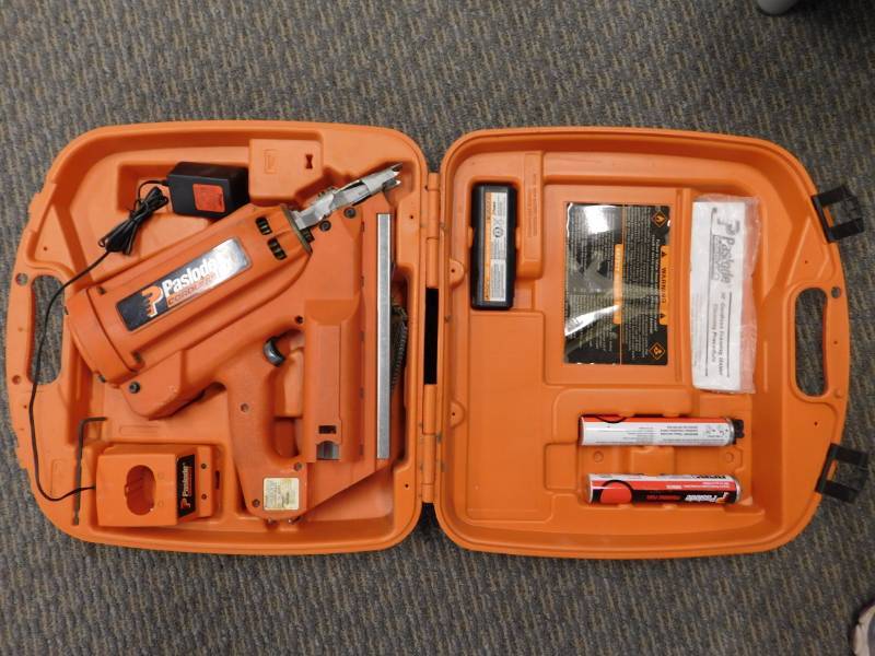 lot 11 image: Paslode Cordless Framing Nailer
