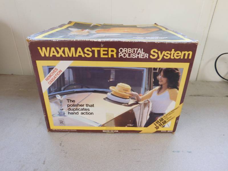 lot 22 image: Waxmaster Orbital Polisher