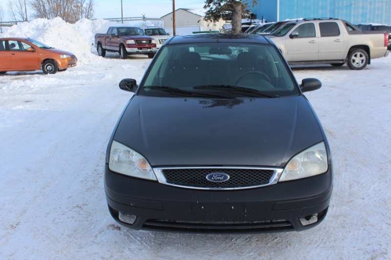 2005 Ford Focus ZX5 SES