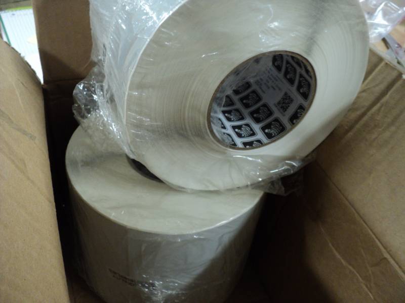 lot 21 image: 2 rolls of 6 x 12 labels...