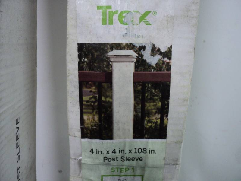 lot 46 image: Trex 4 x 4 x 108