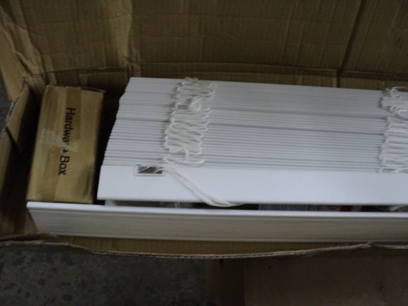 lot 81 image: Custom Cut Blinds  WHite 2.0 Cord...