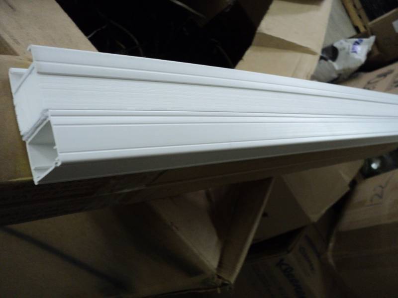 lot 123 image: 916 Cellular Snow Drift Blinds s...