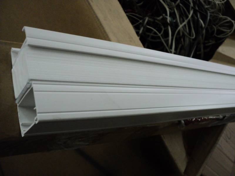 lot 134 image: 27 Cellular Snow Drift 13 x 1...