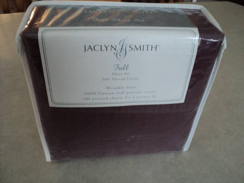 lot 171 image: Jaclyn Smith Full Sheets Set New...