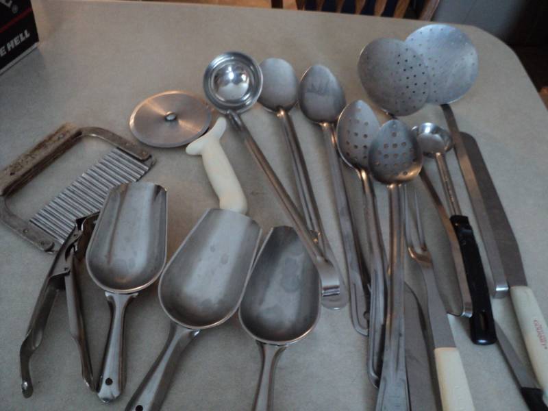 lot 172 image: Restaurant Quality Stainless Steel ...
