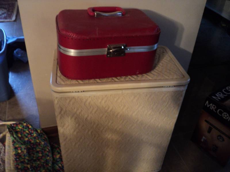 lot 190 image: Vintage Hamper, Makeup Case, Letter...