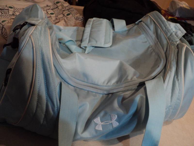 lot 197 image: Blue UnderArmour Bag and 2 misc bag...