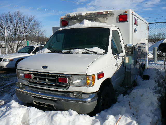 1999 Ford Econoline 1 Ton