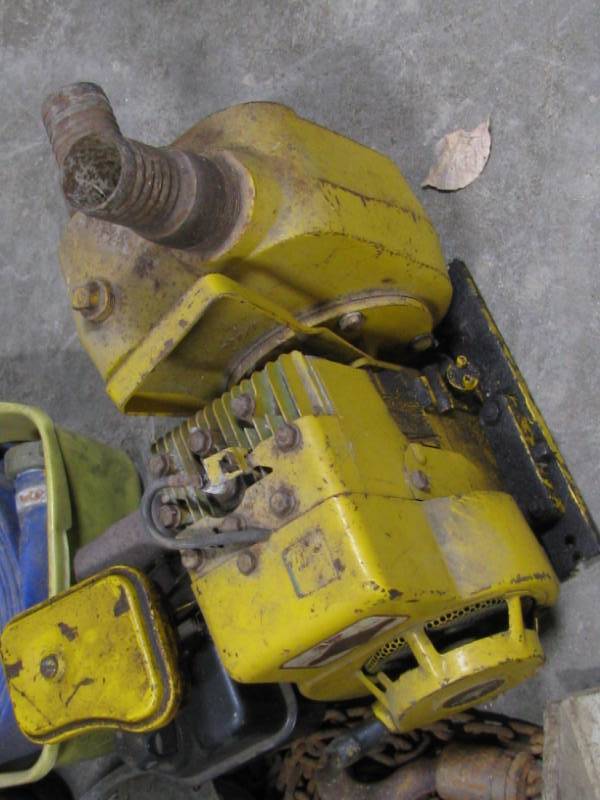 lot 18 image: Briggs 3hp Water Pump