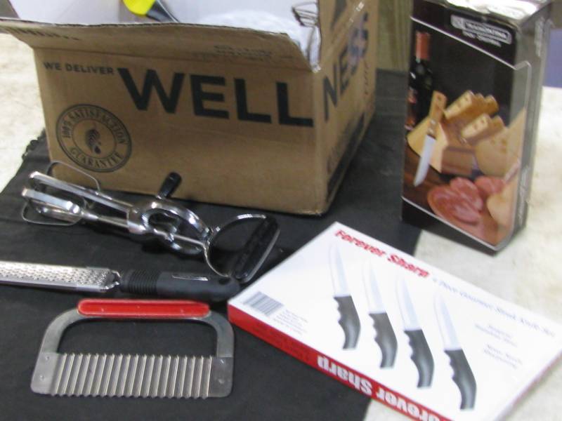 lot 50 image: Kitchen Utensils