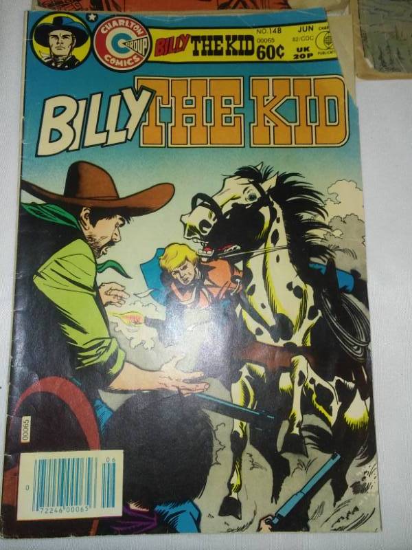 lot 65 image: 7 Western Comics. 1960 Cheyenne kid, Jonah Hex, Billy the Kid.