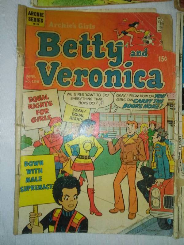 lot 67 image: Archie Comics - 6.