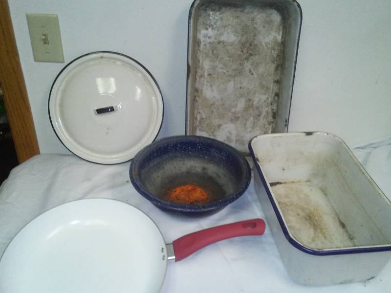 lot 100 image: Enamelware - 5, straight out of the shed.