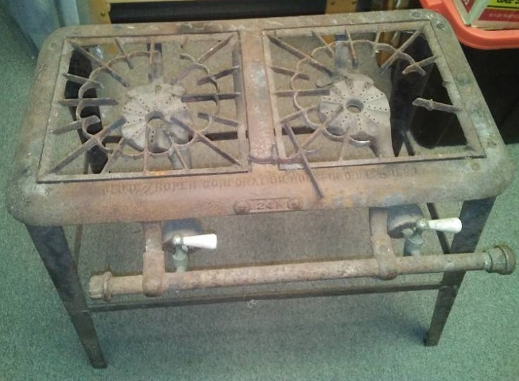 lot 134 image: Antique double gas burner