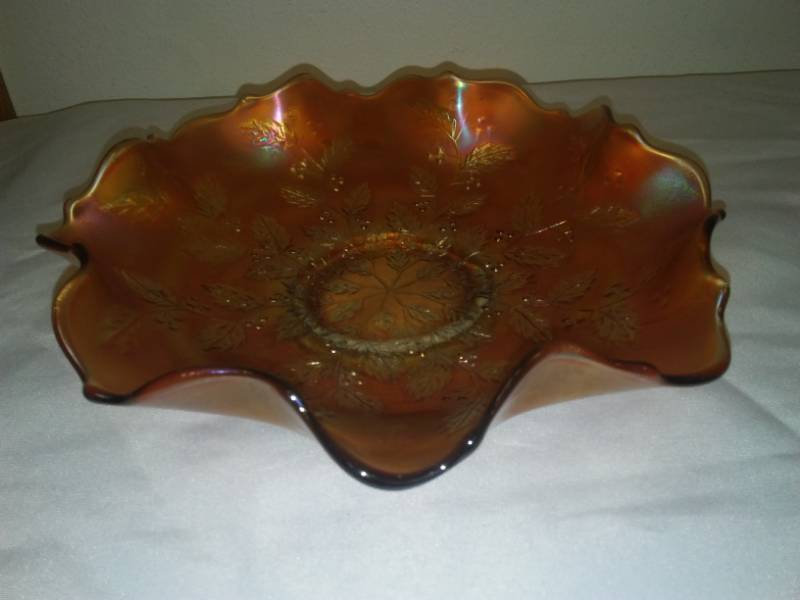 lot 168 image: Fenton Marigold Holly Berry ruffle Edge Bowl.
