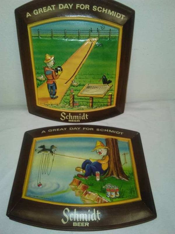 lot 171 image: 2 vintage 1977 Schmidt beer scary scarecrow plastic signs