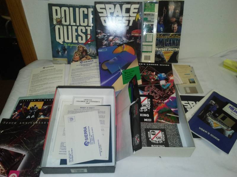 lot 250 image: 4 1980s hard disc collectible computer games.
