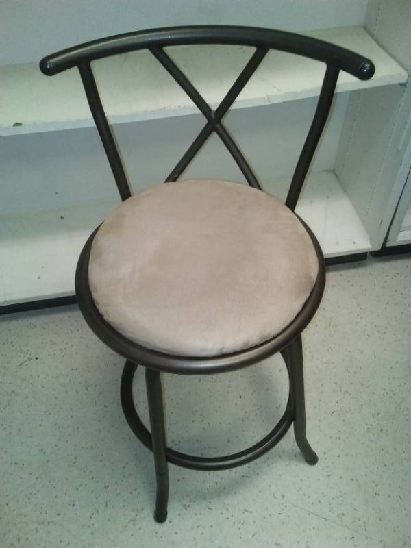 lot 258 image: Metal swivel stool