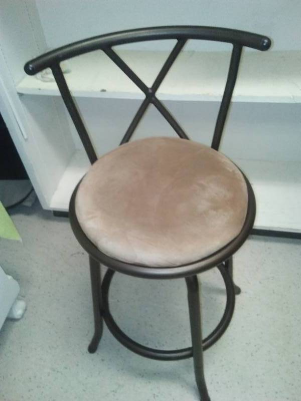 lot 261 image: Metal swivel stool