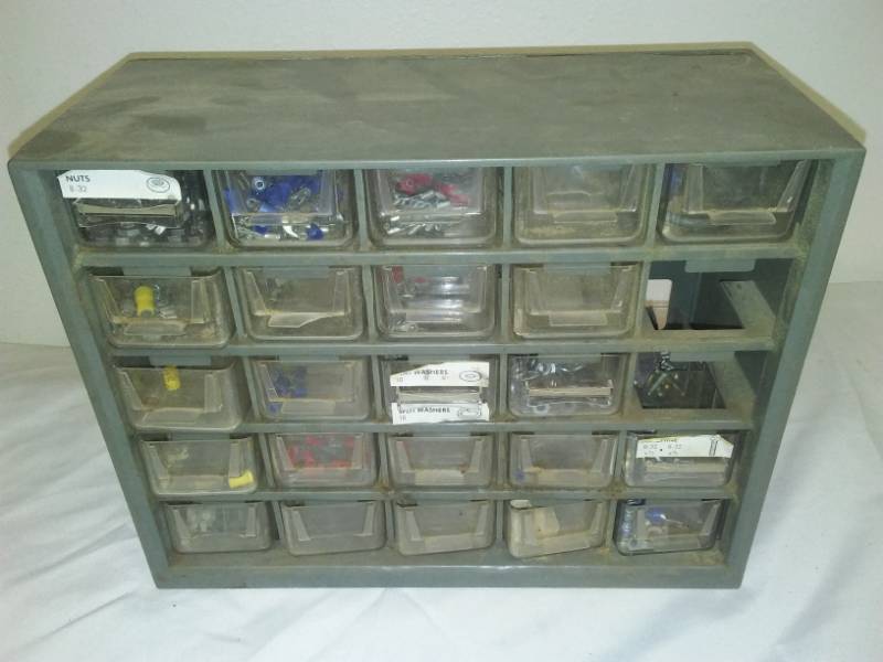 lot 270 image: 25 drawer Parts utility cabinet
