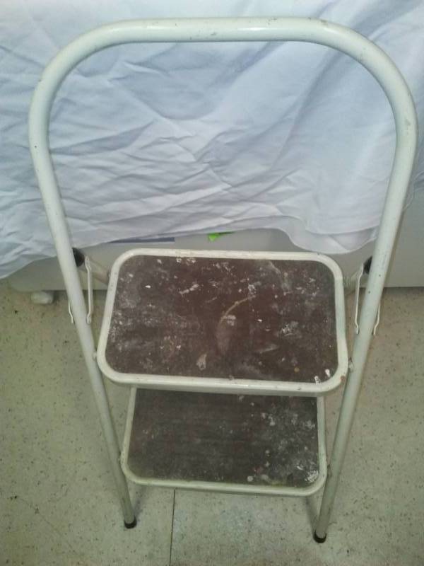 lot 317 image: Extra-large two step stool,