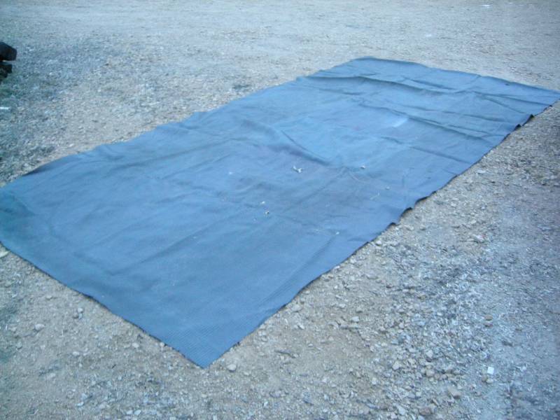 lot 16 image: Vinyl Garage Floor Protector
