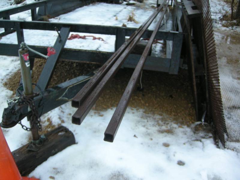 lot 14 image: 20 Steel Tubing