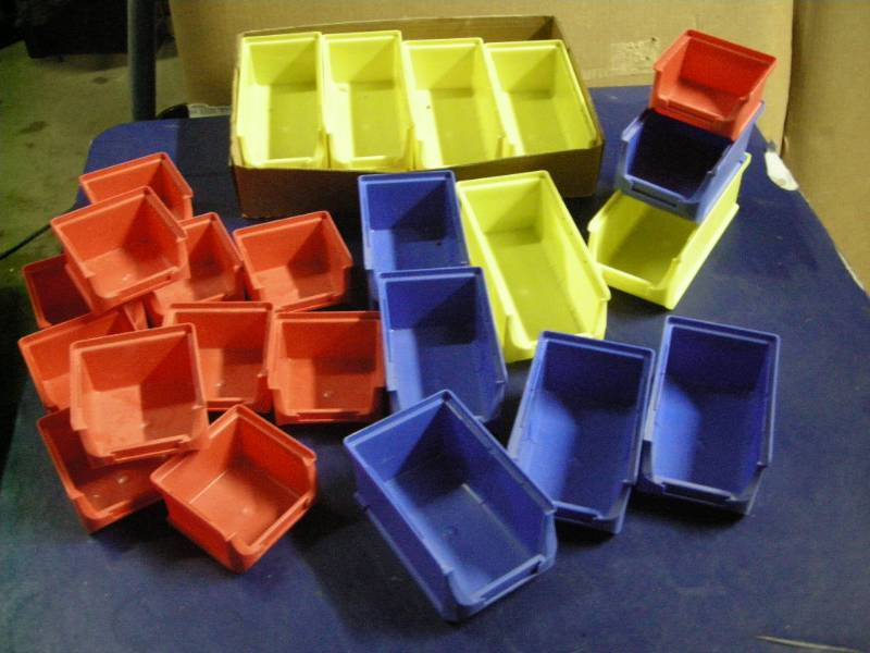 lot 30 image: Group Stackable Storage Bins