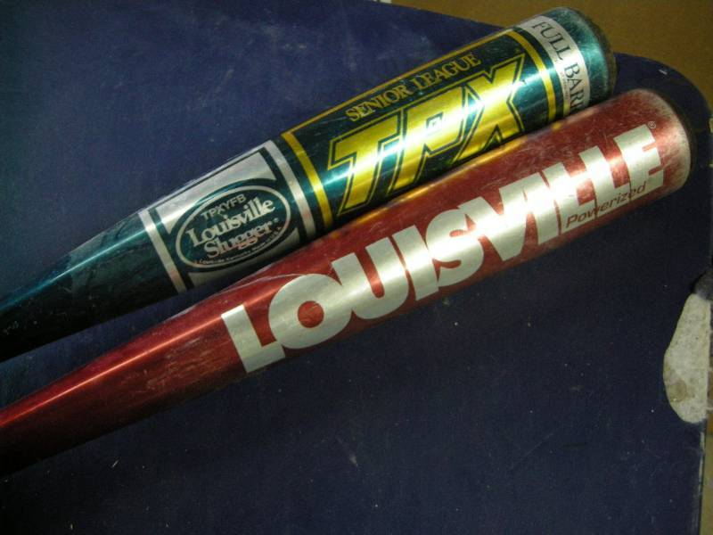 lot 53 image: 2 Louisville Slugger Softball Bats