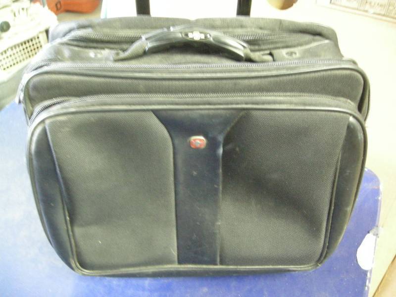 lot 55 image: Wenger LaptopLuggage Rolling Case