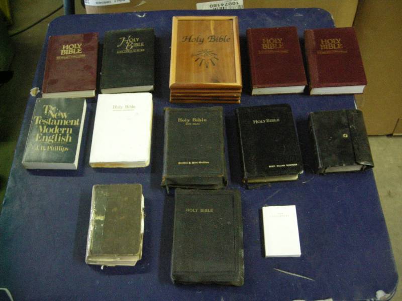 lot 83 image: Group BiblesChristian Books