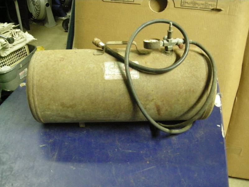lot 96 image: Air Tank