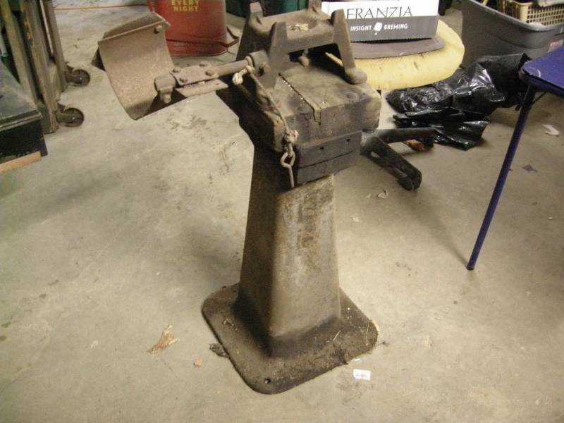 lot 98 image: Antique Tool Stand