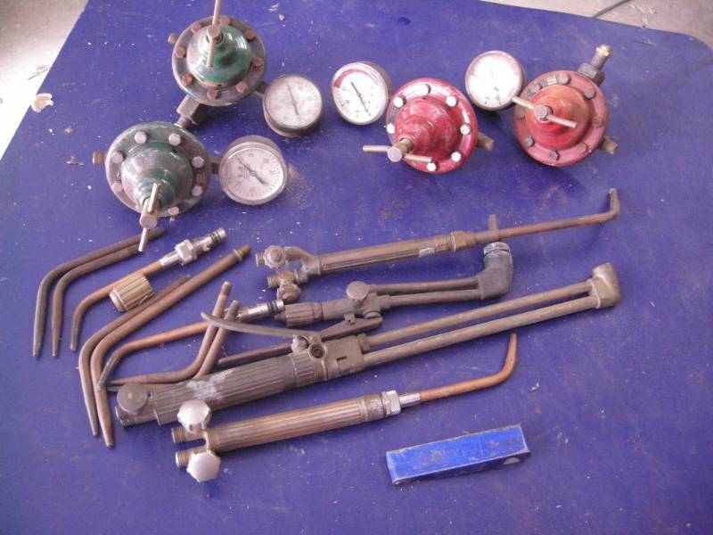 lot 101 image: Cutting Torch Gauges, Torches, Etc
