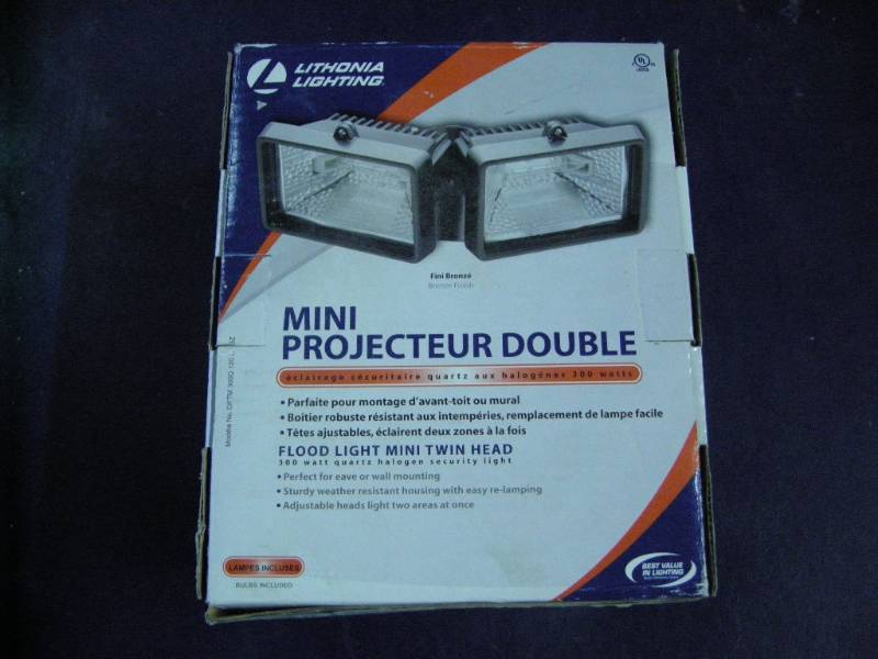lot 136 image: Lithonia Mini Twinhead Floodlight