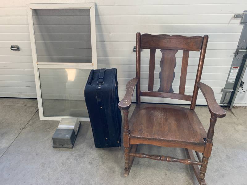 lot 44 image: Rocking Chair, Luggage, Screen WIndow, Outdoor Light