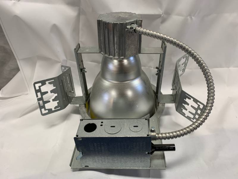 lot 53 image: Lot of 6 Cooper 7700 Series Recessed Lights