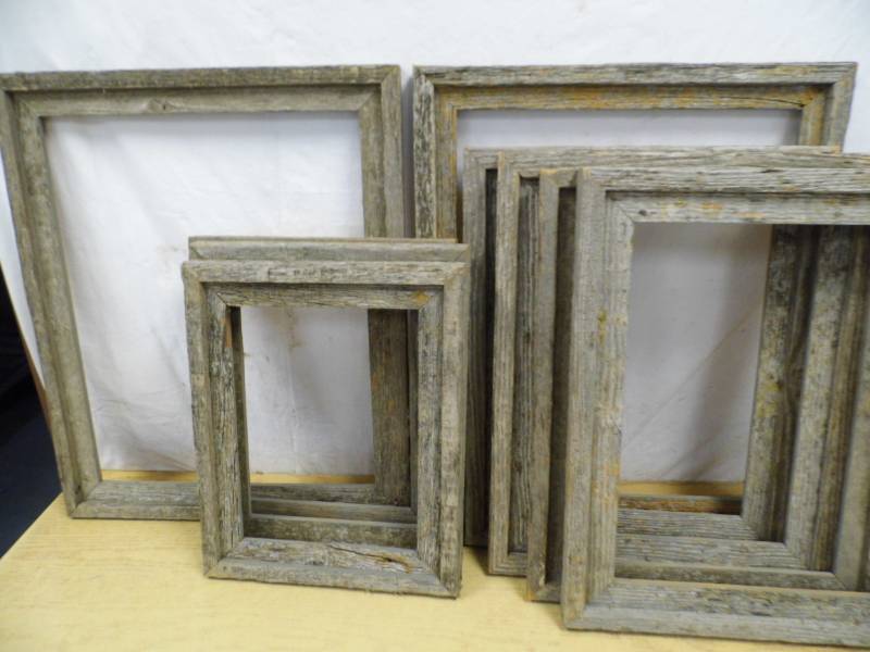 lot 16 image: Rustic Wood Frames