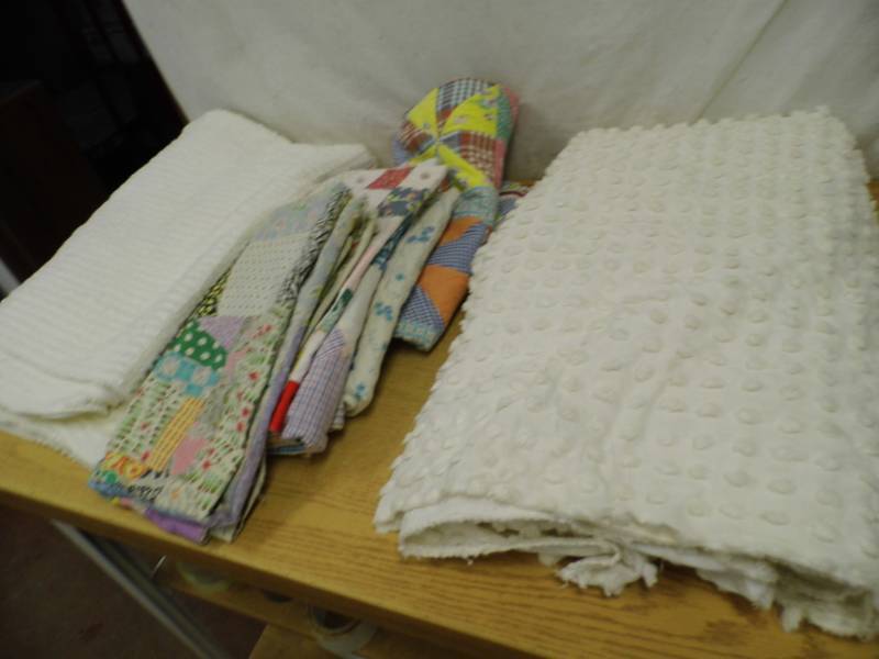 lot 45 image: Chenille Bedspreads - Lap Quilts