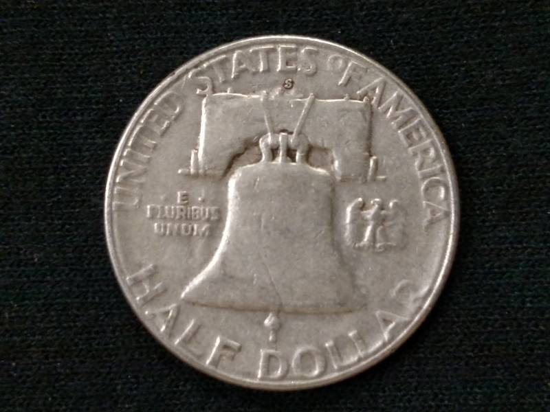 lot 58 image: 1954 S Franklin Silver Half Dollar...