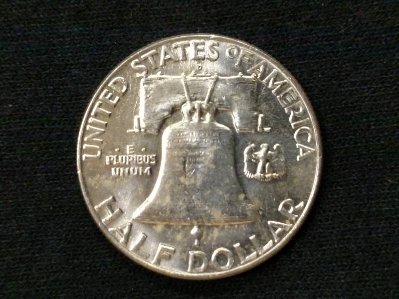 lot 64 image: 1963 D BU Franklin Silver Half Doll...